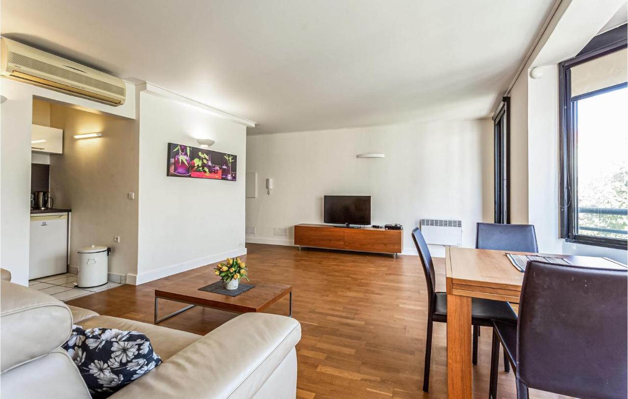 Nice Apartment In Cannes With Wifi Экстерьер фото